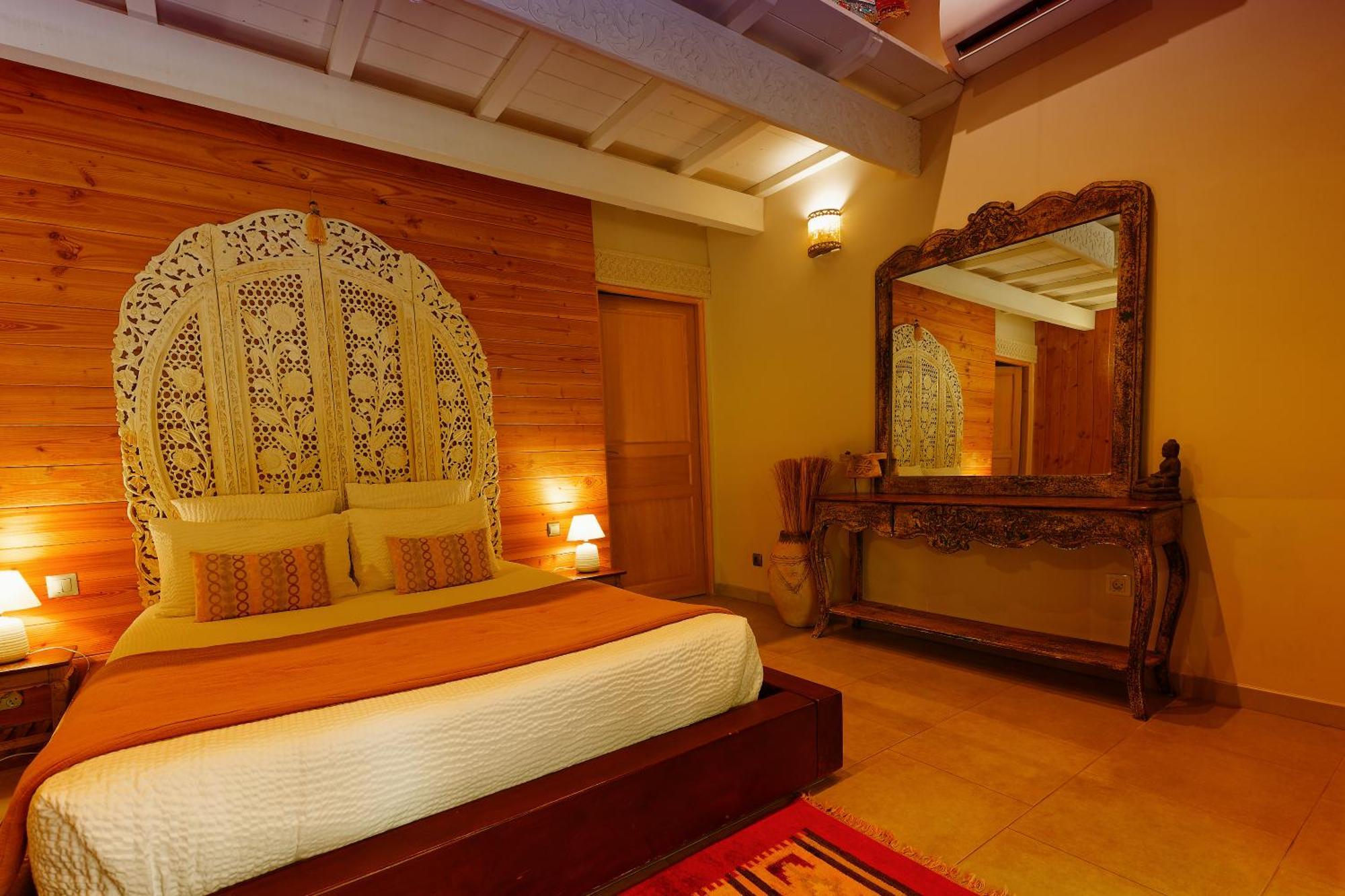 Couleurs Du Sud Bed & Breakfast Vallon-Pont-d'Arc Luaran gambar